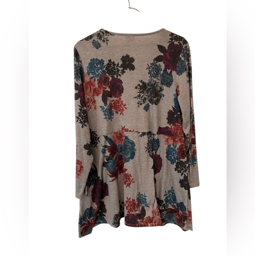 Chicos Floral Rose Pocket Tunic Top Size XL Romantic Long Sleeve XL oversized - Picture 3 of 10